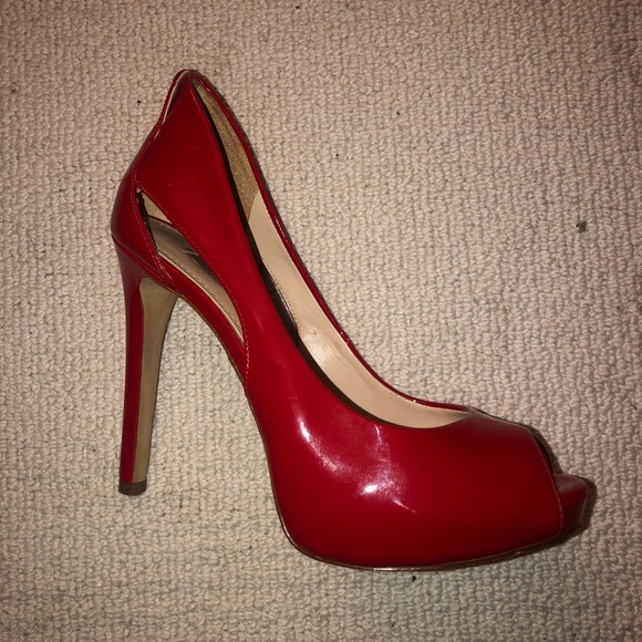 Red heels - Picture 1 of 4